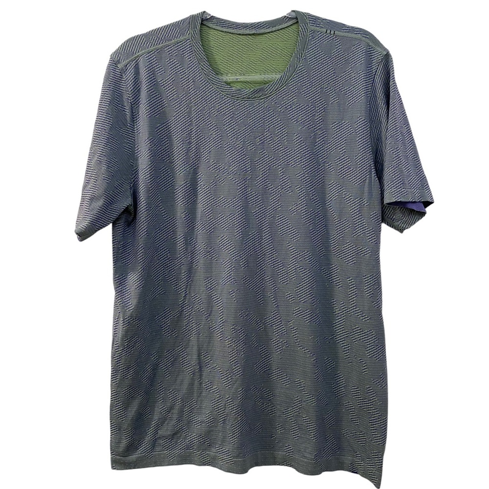 Lululemon Men’s t shirt size XL